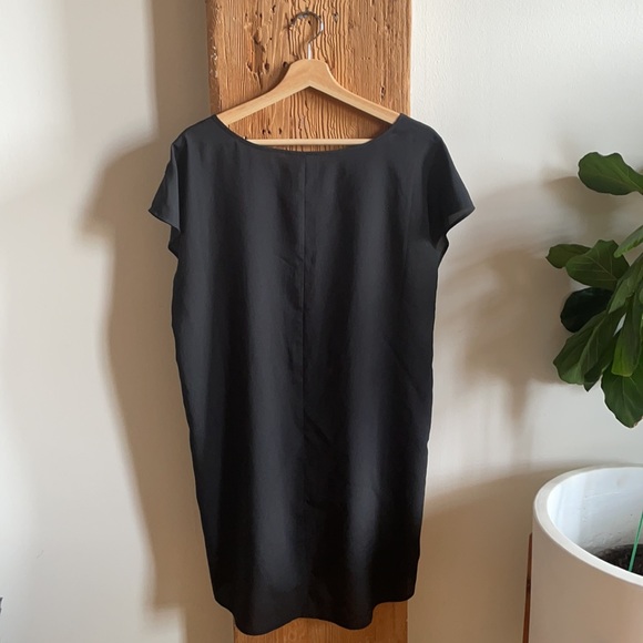 Frenchi Hi Low Shift Dress - Picture 3 of 3